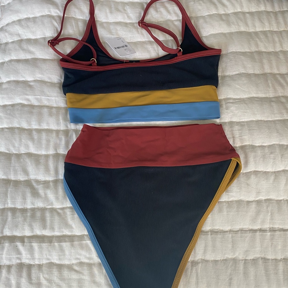Beach Riot Color Block Ribbed Bikini Eva Emy Set - Picture 7 of 9